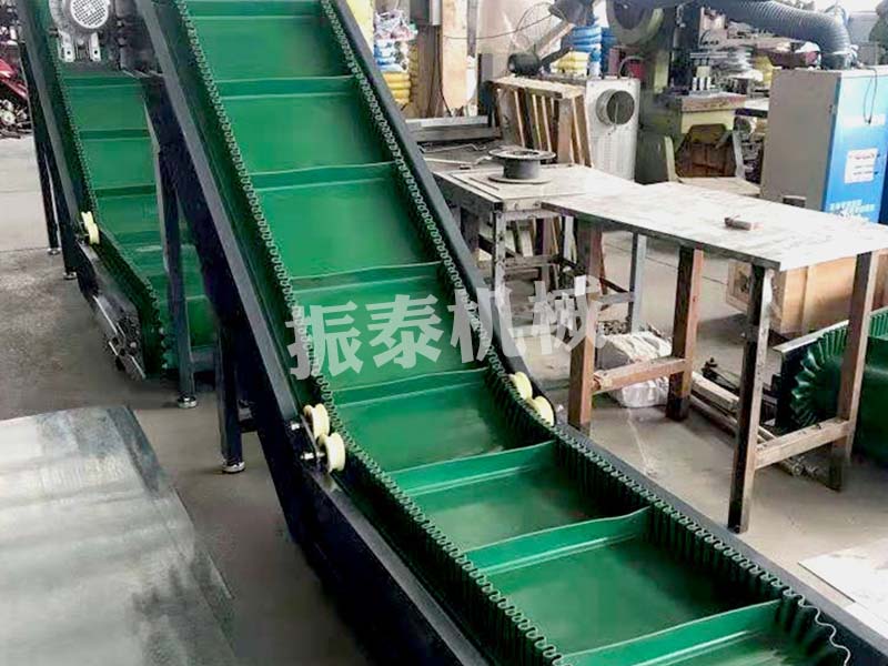 大傾角皮帶輸送機在食品行業(yè)中的應用